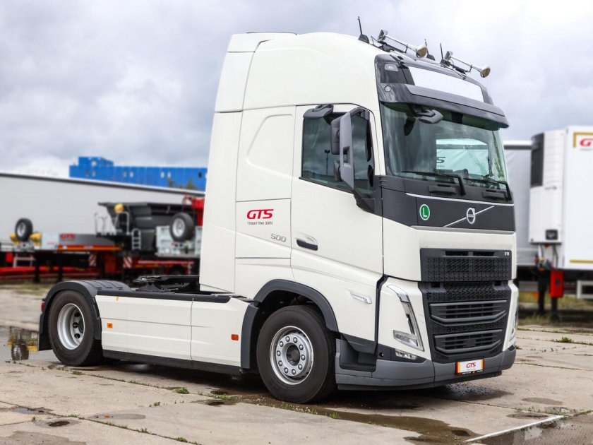 Вольво 500 тягач