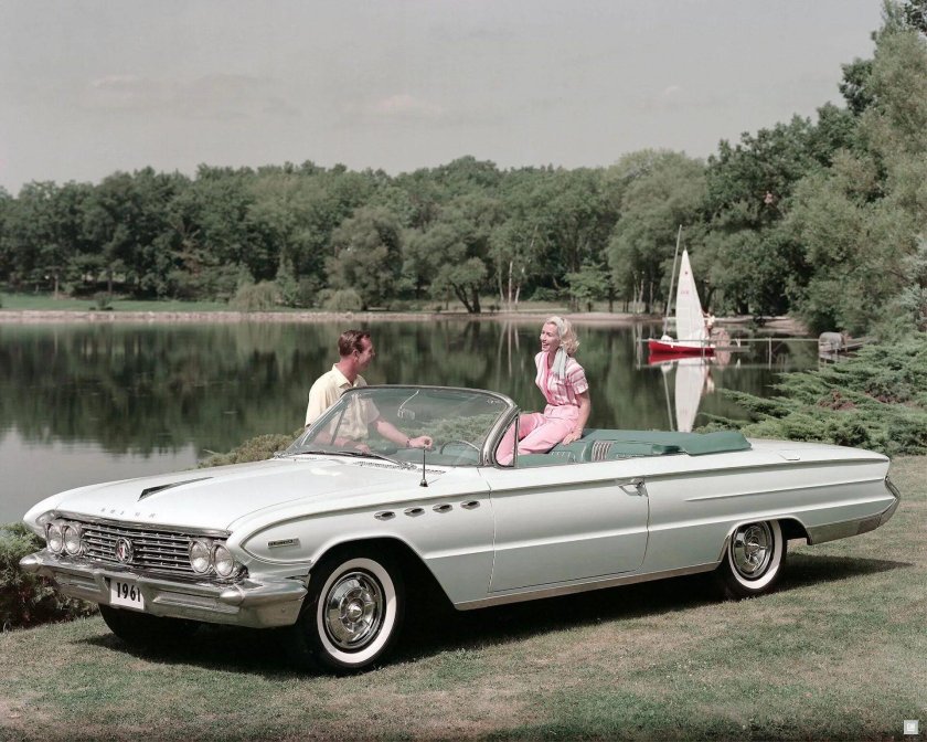 1961 Buick Electra Flamingo