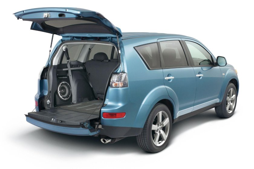 Митсубиси Аутлендер универсал