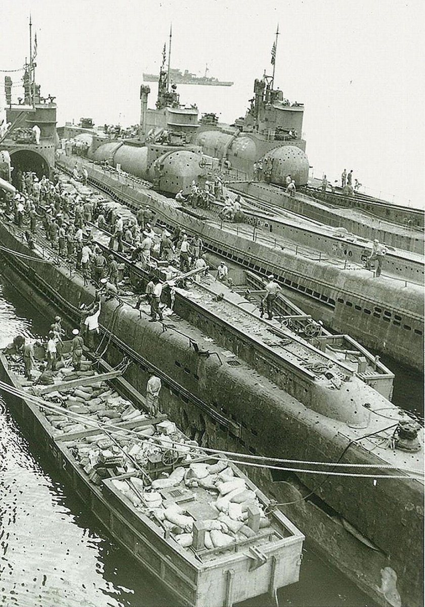 I-400 подводная лодка