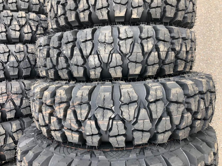 Forward Safari 510 215/90 r15c