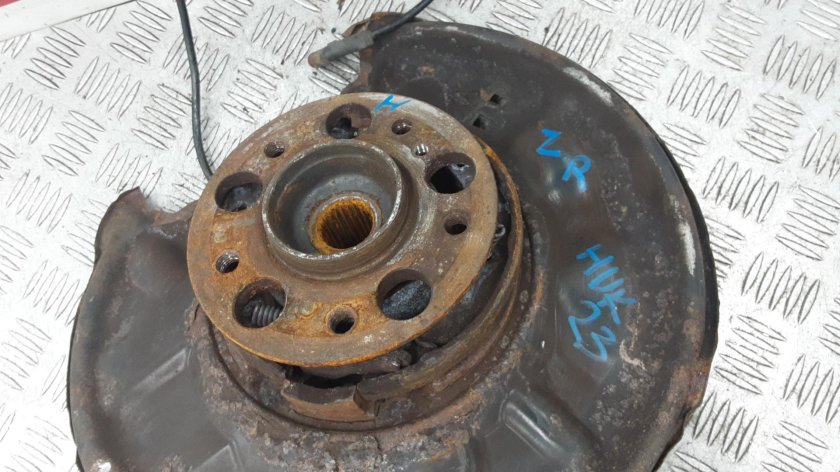 Задняя ступица Мерседес 201