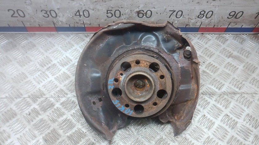 Задняя ступица