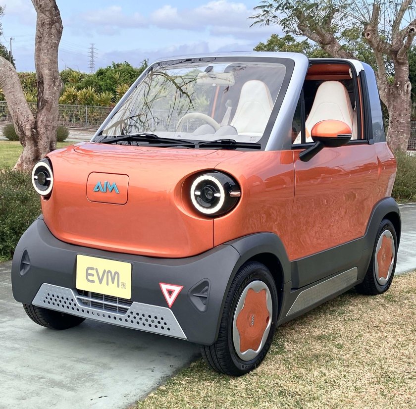 Китайский электромобиль baw