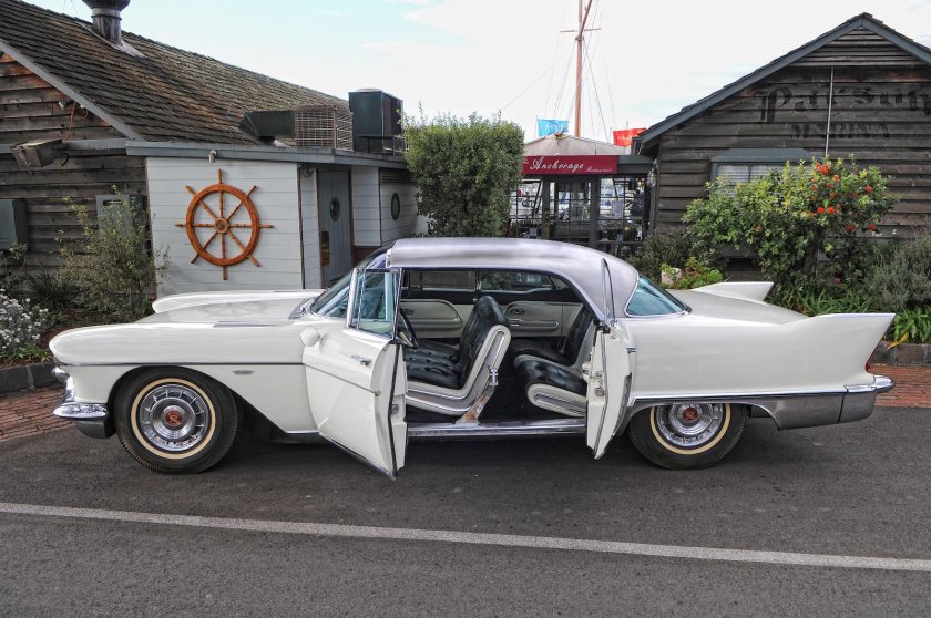Cadillac Eldorado Brougham 1957