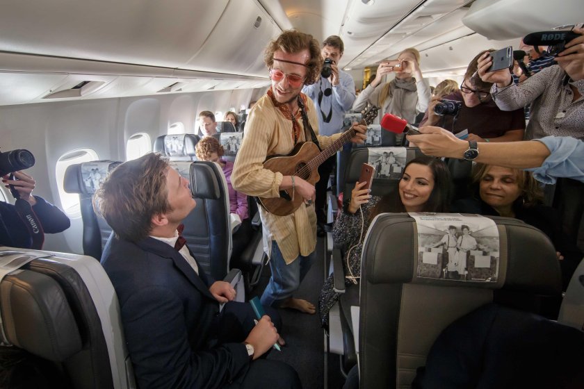 Самолет с пассажиром