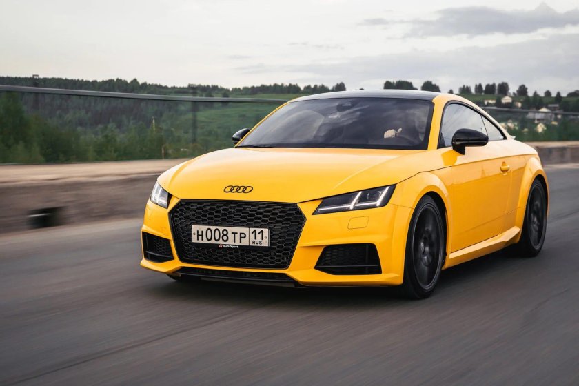 Ауди ТТ 2 поколения