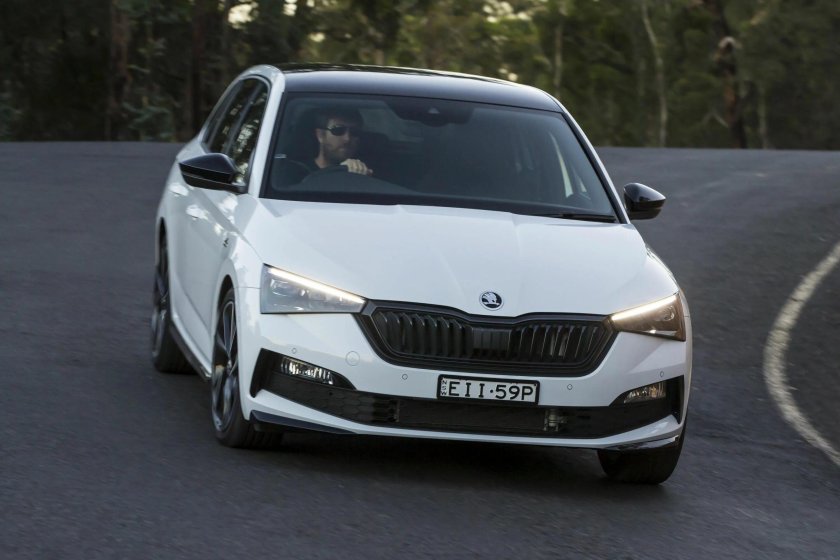 Шкода скала 2022