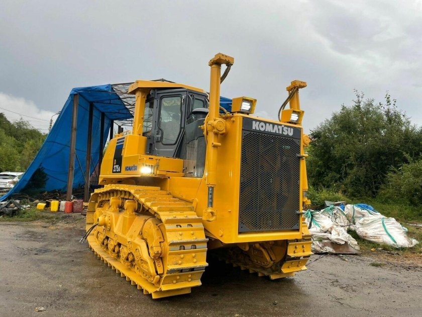 Бульдозер Komatsu d275a-5