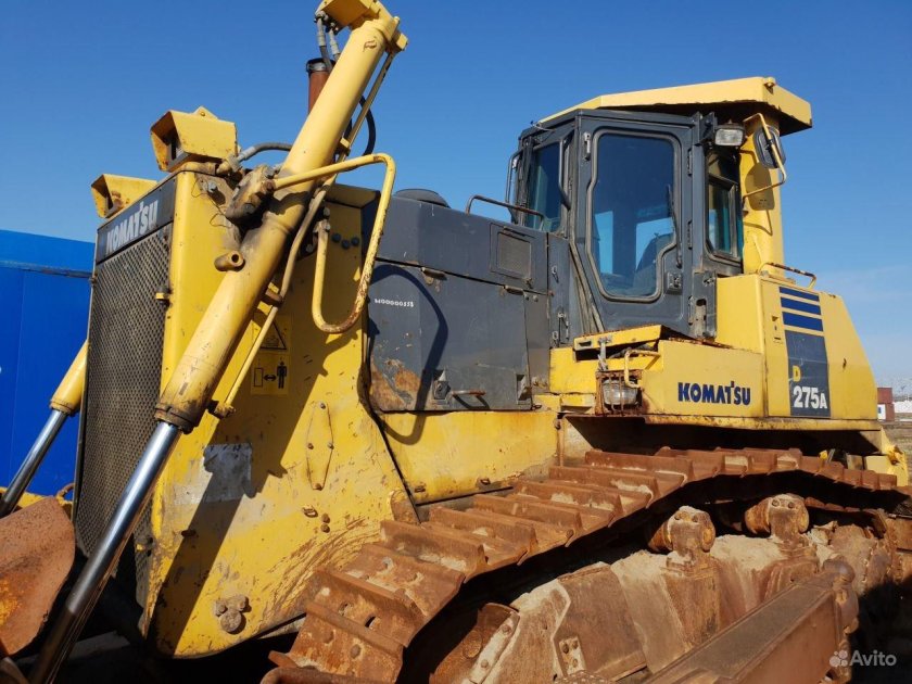 Бульдозер Komatsu d275