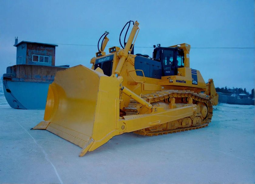 Komatsu d475