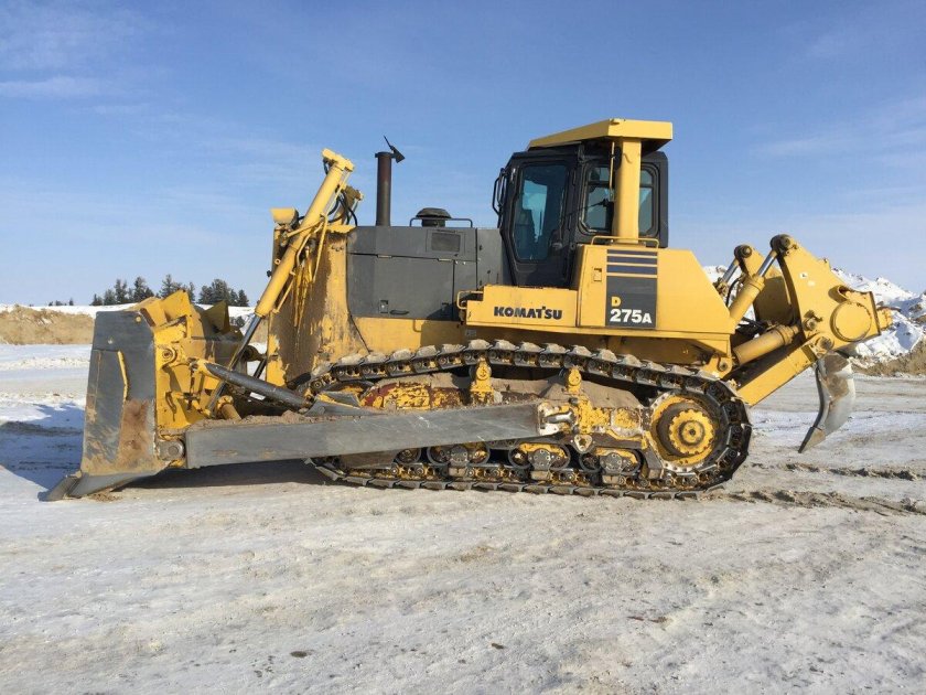 Коматсу бульдозер