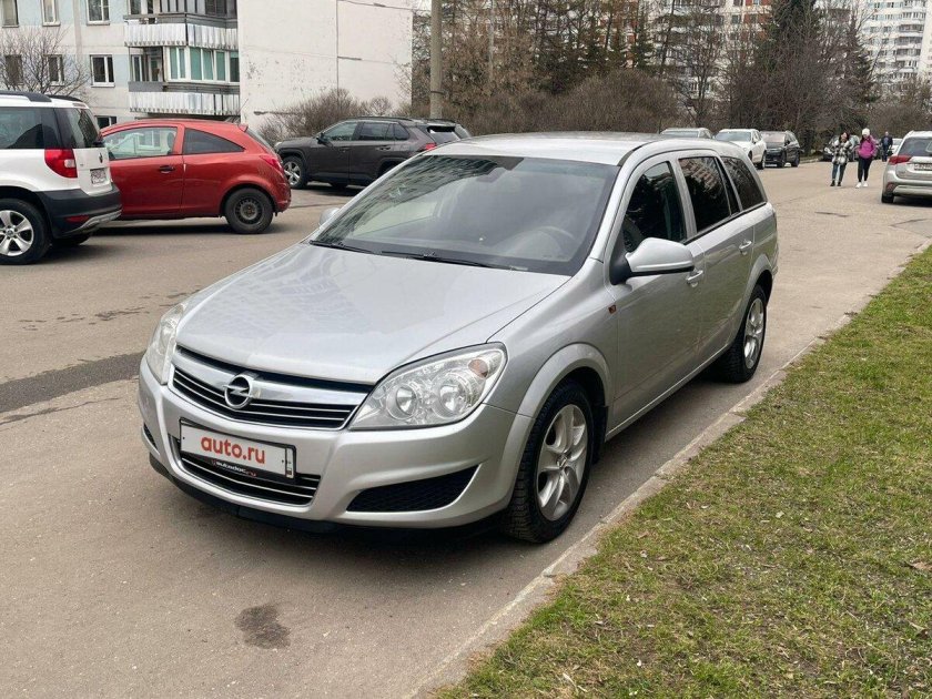 Опель Астра универсал 2009