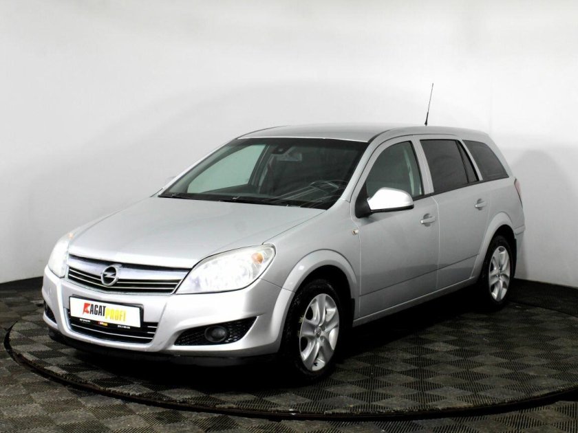 Opel astra универсал 2011