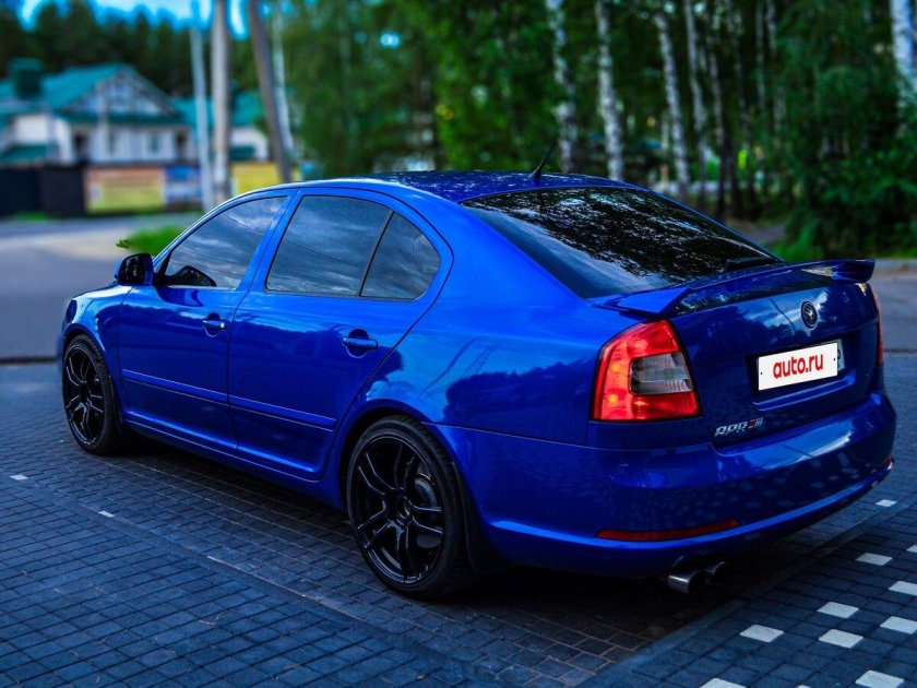 Skoda octavia rs синяя
