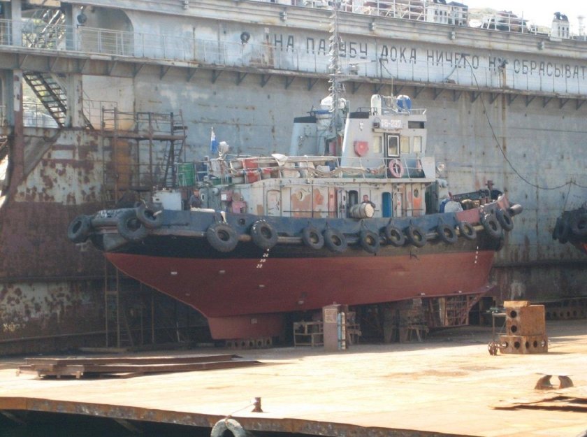 Рейдовый буксир -237