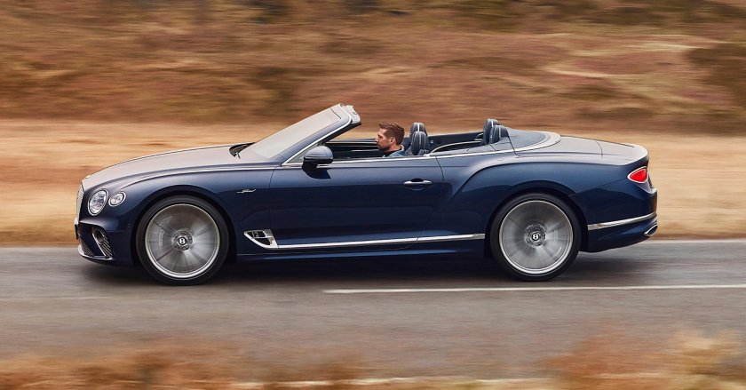 Bentley Continental GTC 2022
