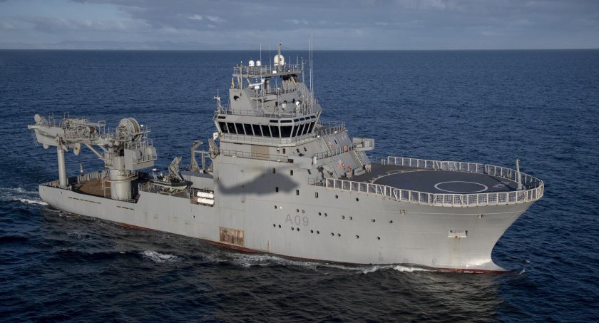 Боевой корабль