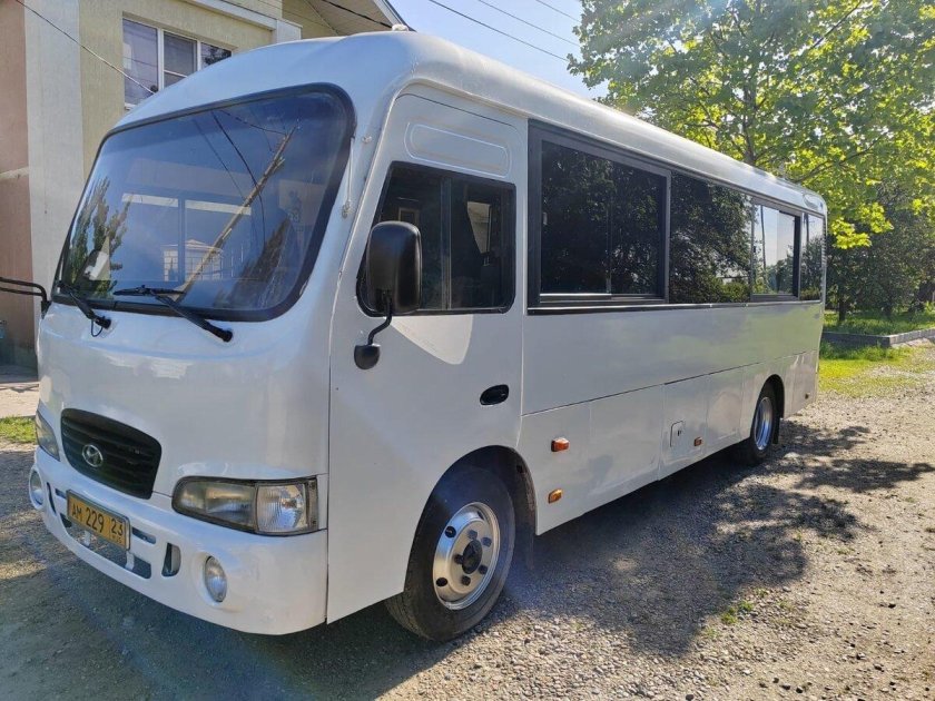 Автобус hyundai county