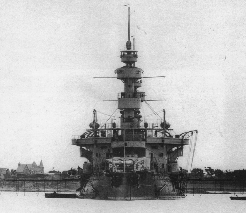 Эскадренный броненосец Орел