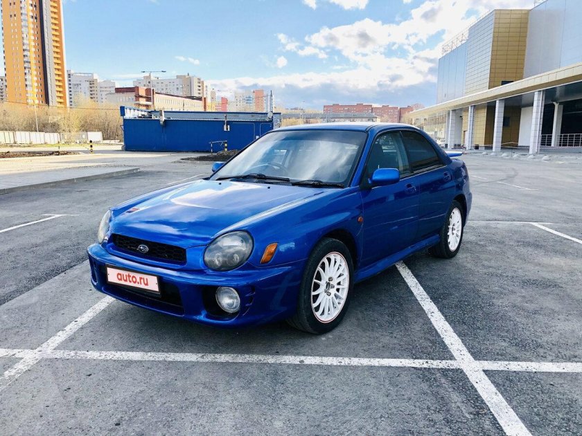 Субару Impreza 2000