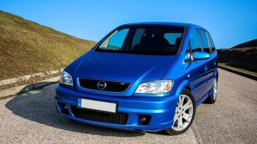 Opel Zafira OPC 2002
