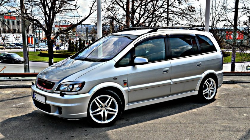 Опель Зафира ОПС 2004