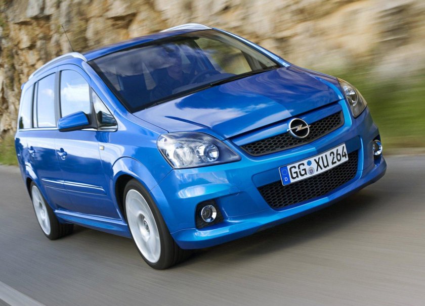 Opel Zafira OPC