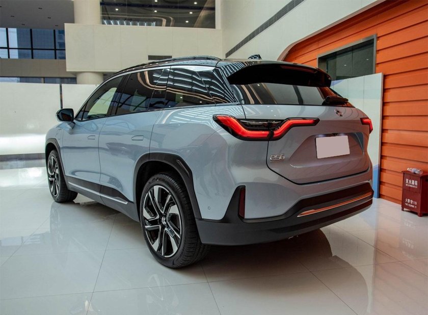 Электромобиль НИО ес6