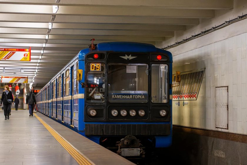 Самарский метрополитен 81 717