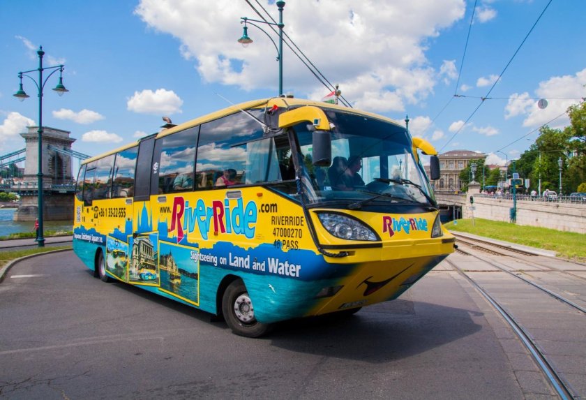 Автобус амфибия в Будапеште