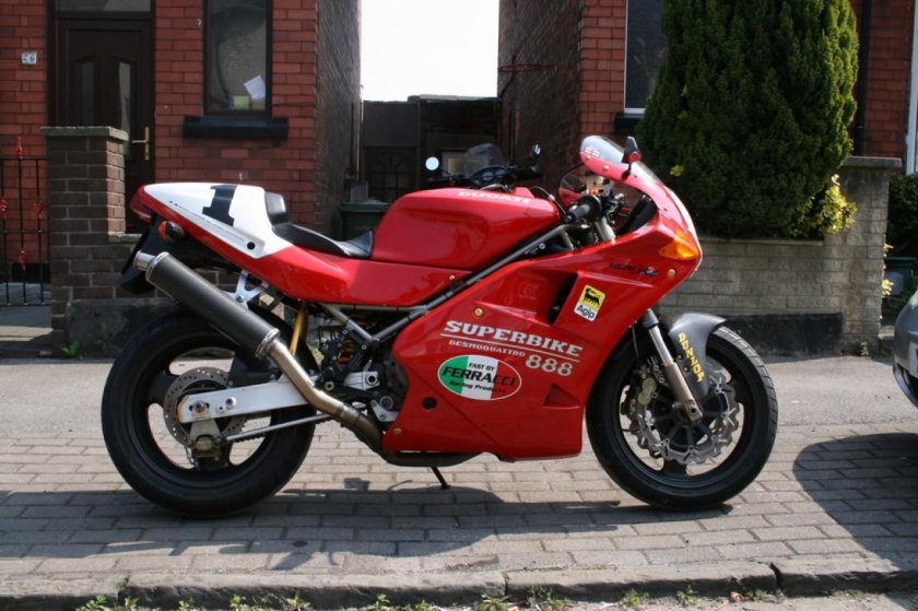 Ducati 888 sp5