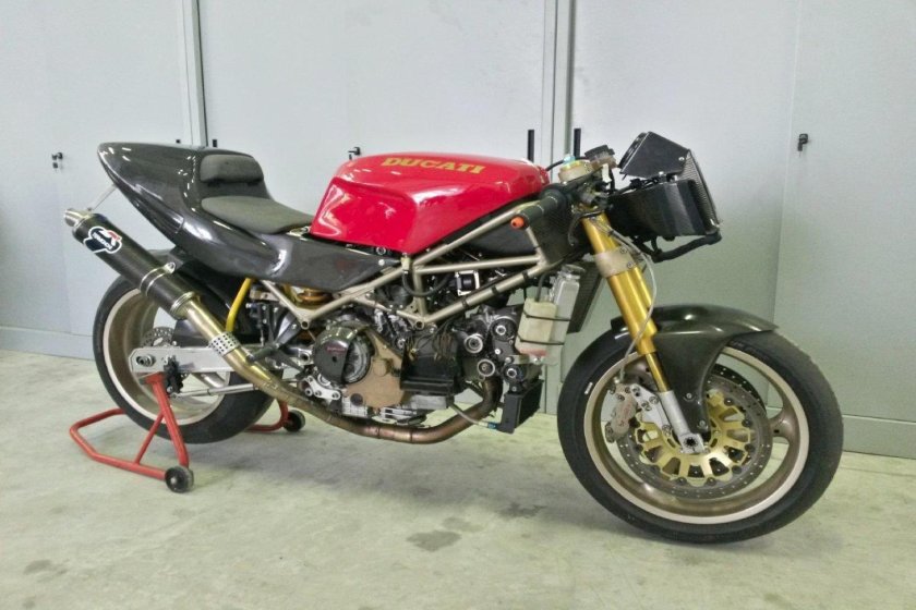 Ducati Sport 1000s