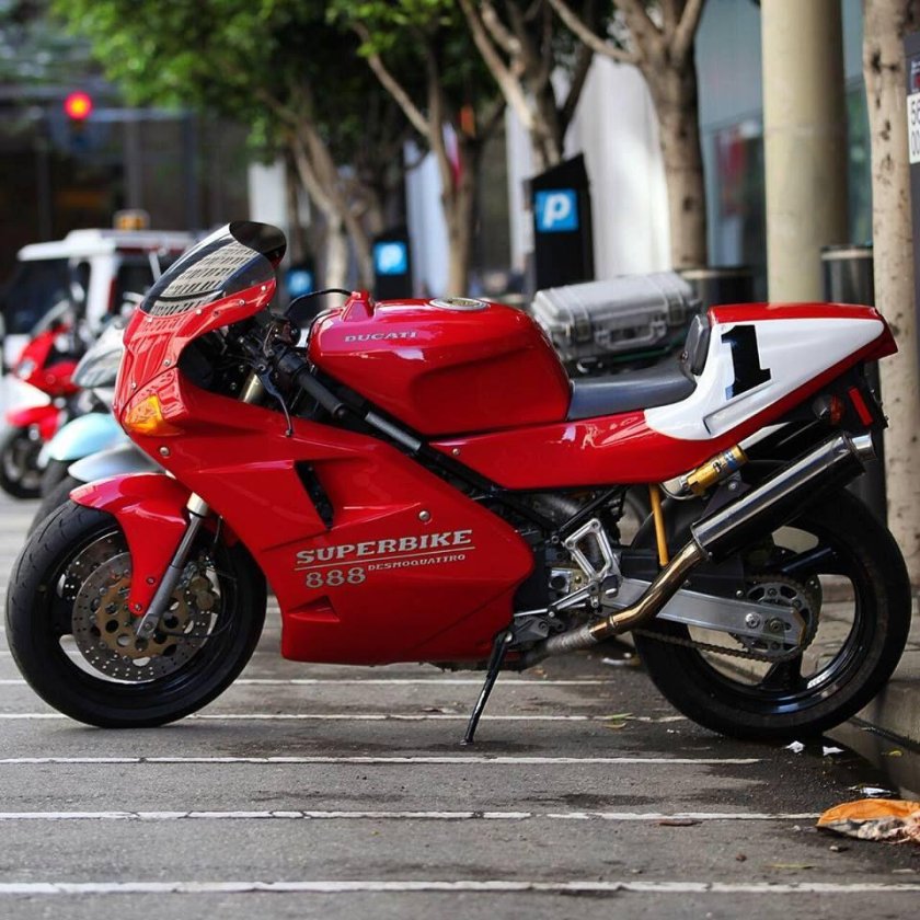 Ducati 888