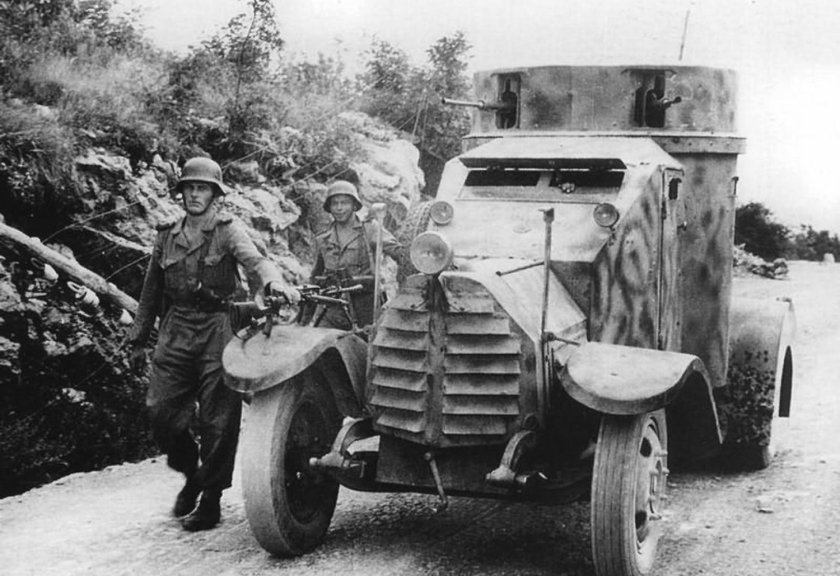 Бронеавтомобиль Lancia 1zm