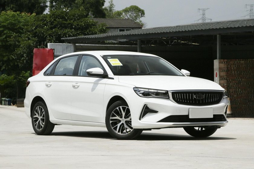 Geely Emgrand 2023