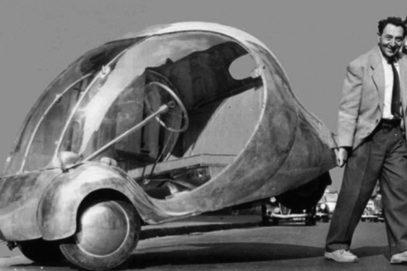 Автомобиль в форме яйца