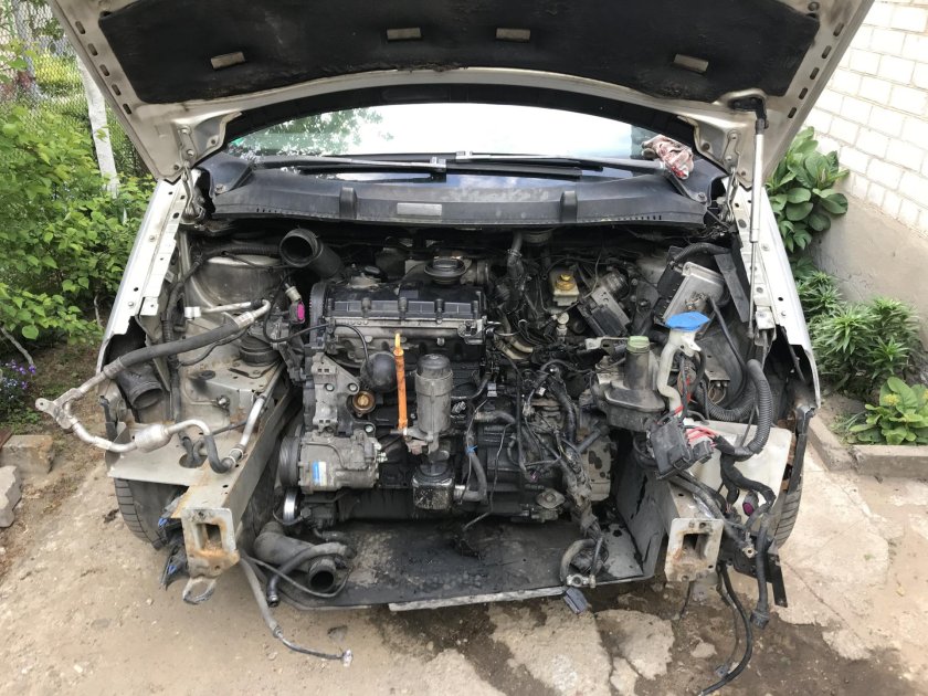 Двигатель 1.8 Фольксваген Шаран