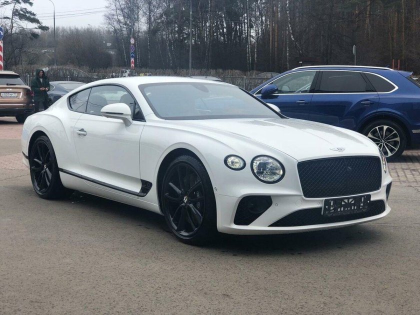 Бентли gt Continental 2019