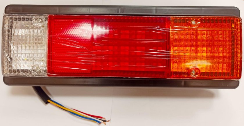 Задние фонари