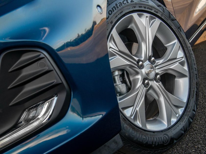 Chevrolet Onix Premier