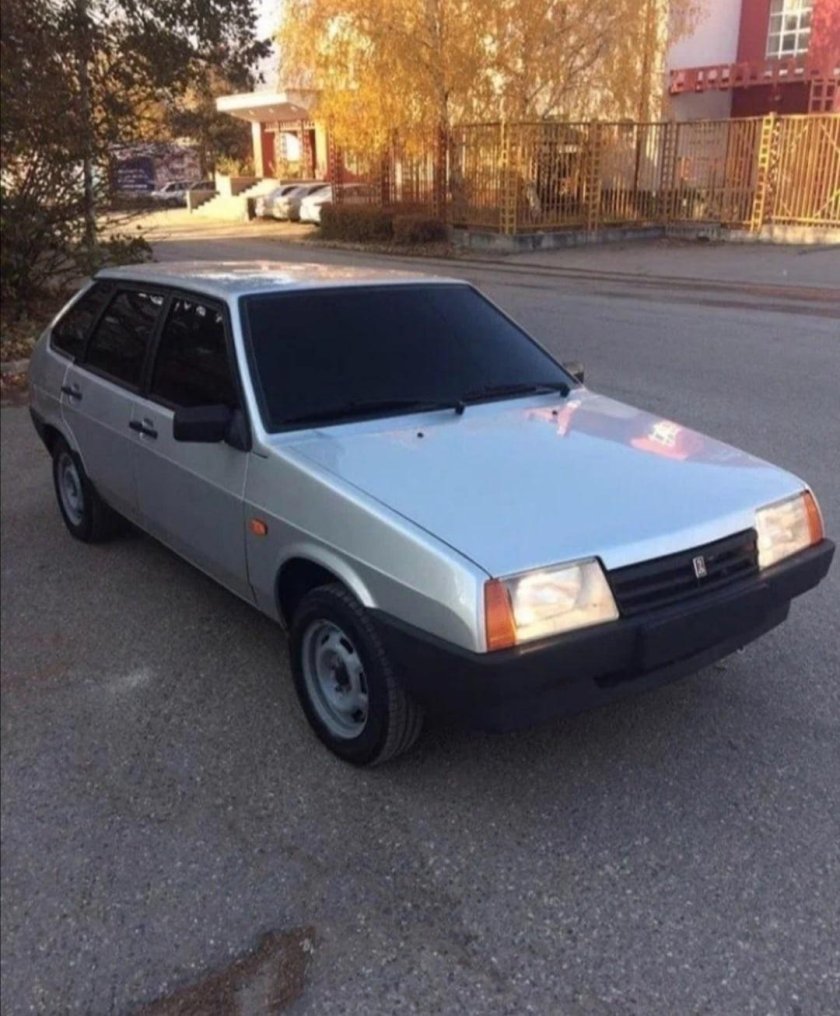 ВАЗ 2109 серая тонированная