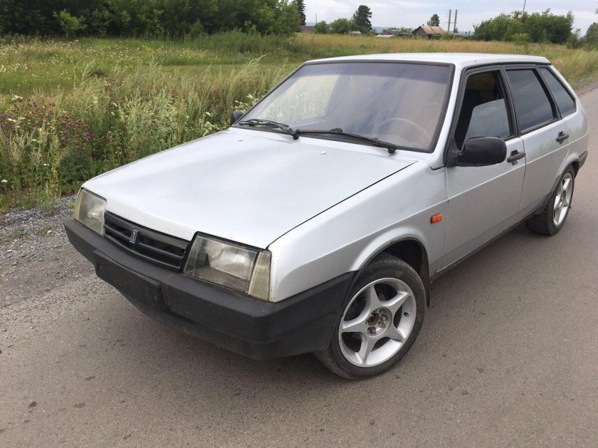 ВАЗ 2109 серебристый металлик