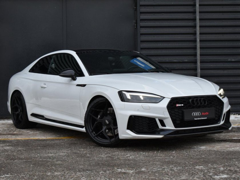Audi rs 5 coupe