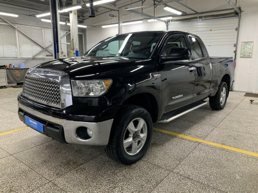 Toyota Tundra 2011