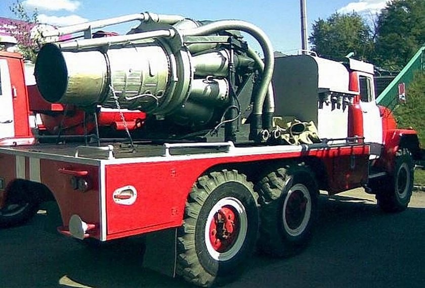 АГВТ-100 ЗИЛ-131