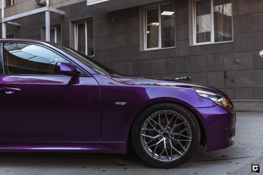 BMW e60 фиолетовая