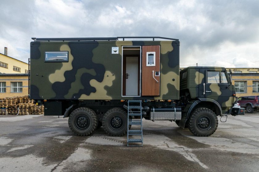 КАМАЗ 43118 кунг автодом