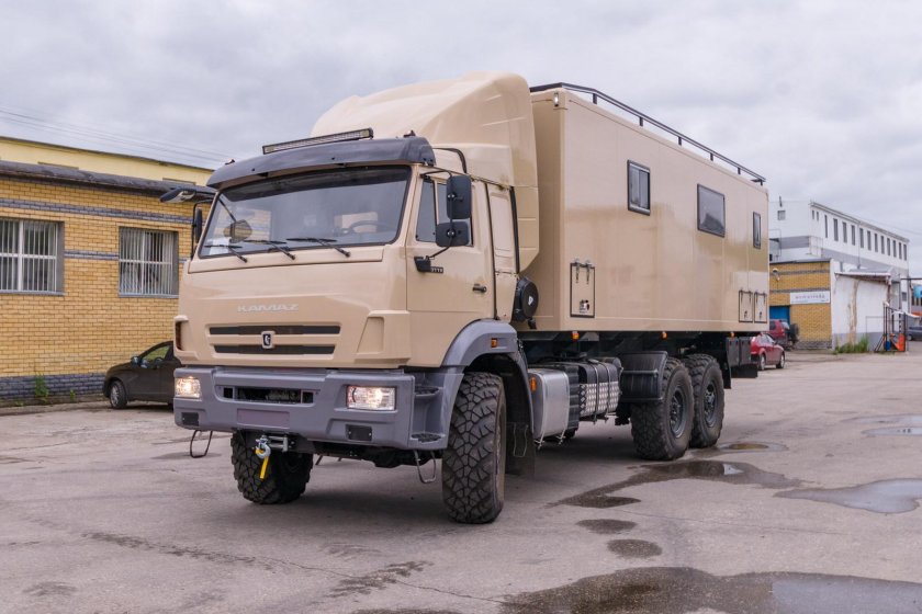 КАМАЗ 43118 автодом