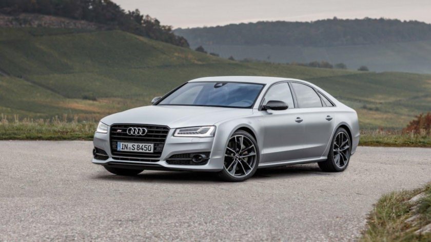 Audi s8 2016